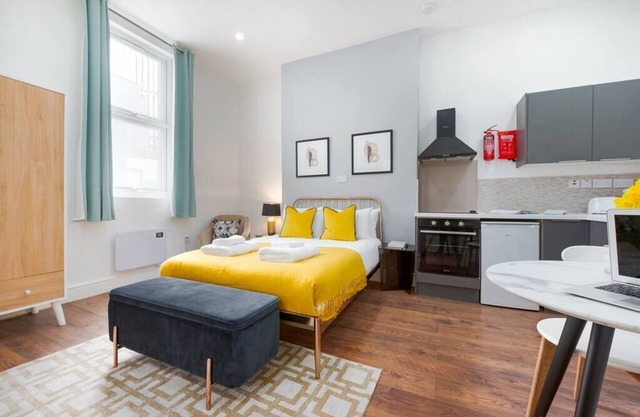 PBC | Studio Apartment Earl's Court 119 EC2