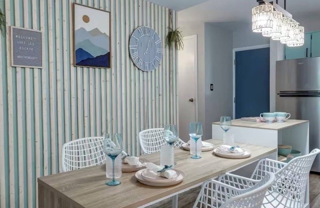 Peace, Pines & PJs – Spacious Family Home near Camelback, Sleeps 8 Comfortably