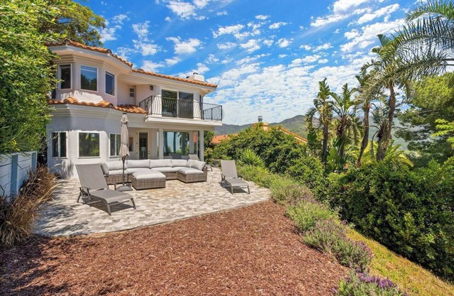 Peaceful 4BR w/Ocean Views | Surrounded by Nature