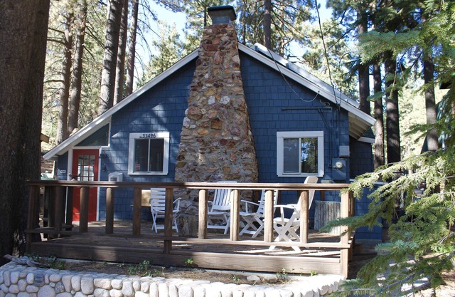 "Peaceful Family Getaway – Near Lake, Wildflowers & Outdoor Adventures"