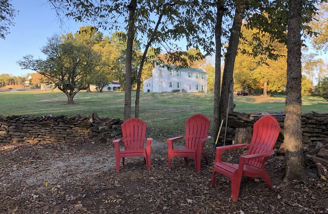 Peaceful Farmhouse Retreat Frankfort, Kentucky