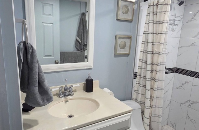 Peaceful Lake View Mobile Home 55+ Community Cozy