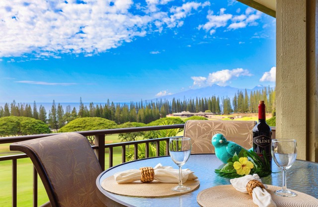 Peaceful retreat with panoramic golf course beauty