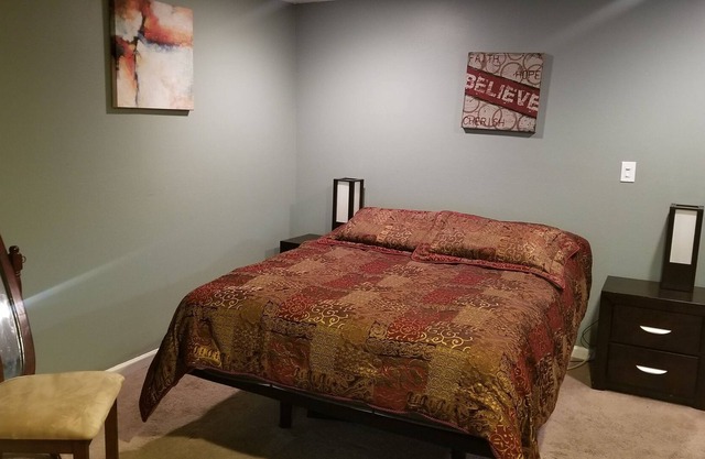Peaceful Walking Distance to RTD Light rail Back Patio & Pool Provided !
