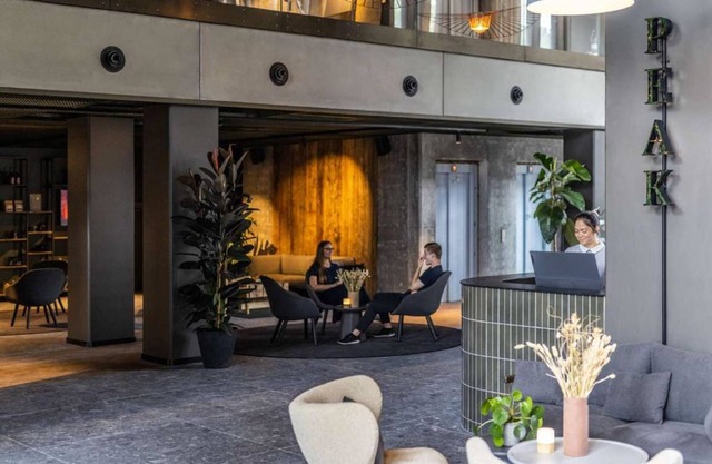 Peak 12 Design Hotel