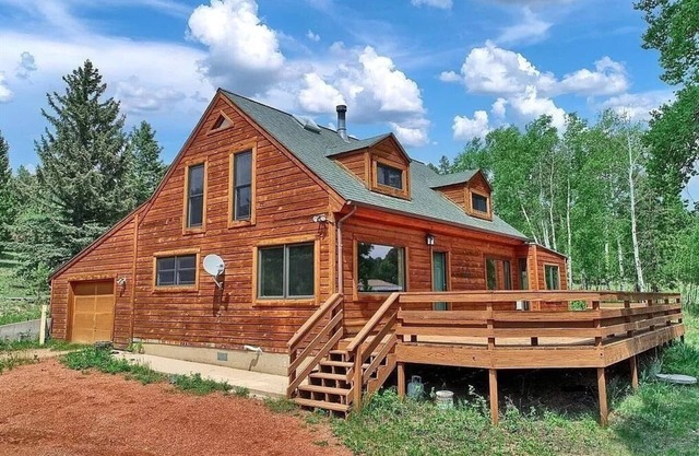 ^PeakViewCabin, Amazing Views w/Hot Tub 5 min from town-Peaceful and QUIET