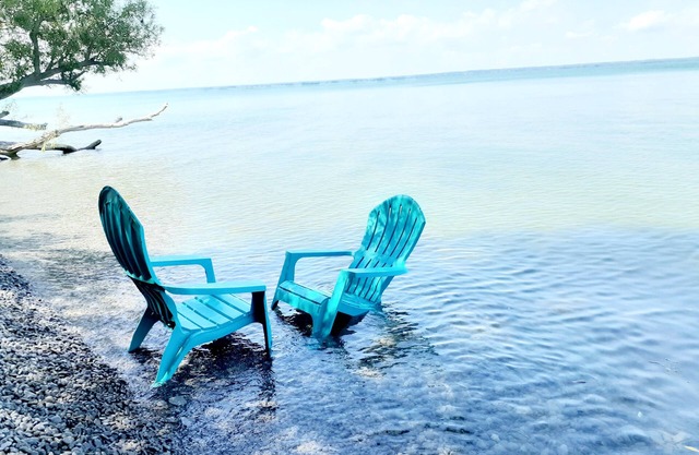 Pebbles Beach Resort - Kingfisher cottage