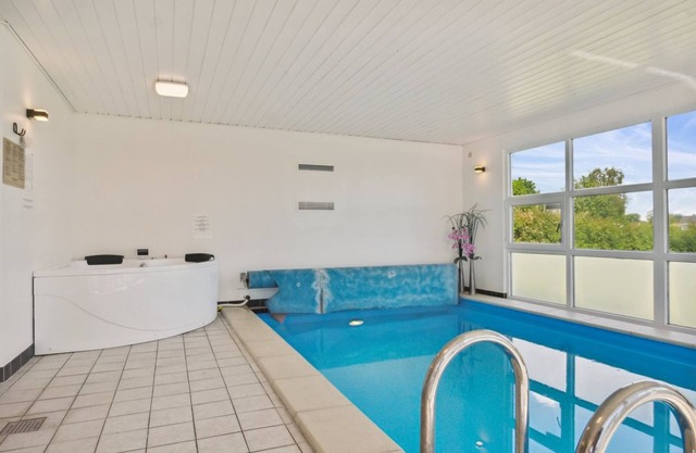 "Peder" - 950m from the sea by Interhome