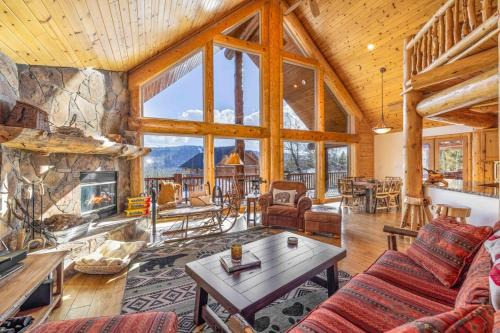 Pegasus Luxe Mnt Retreat Stunning Views & Hot Tub