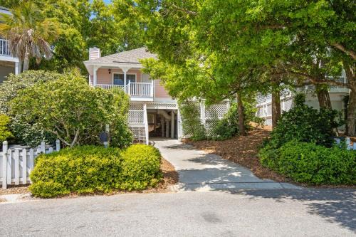 Pelican Bay 33