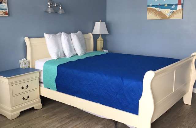 Pelican Point Motel