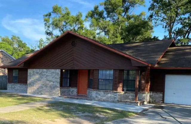 Pensacola Ponderosa Sleeps 12! - Elec Car Charger