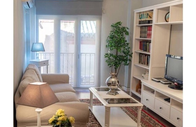 Penthouse in Triana with terrace