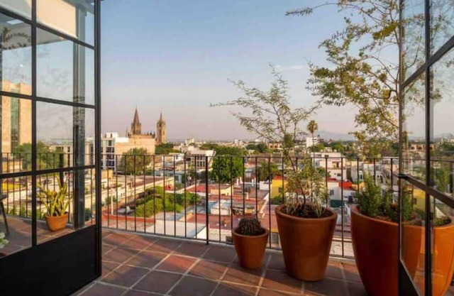 PENTHOUSE studio with great view