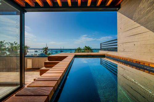 Penthouse Vista al Mar, Gimnasio, Terraza, Alberca