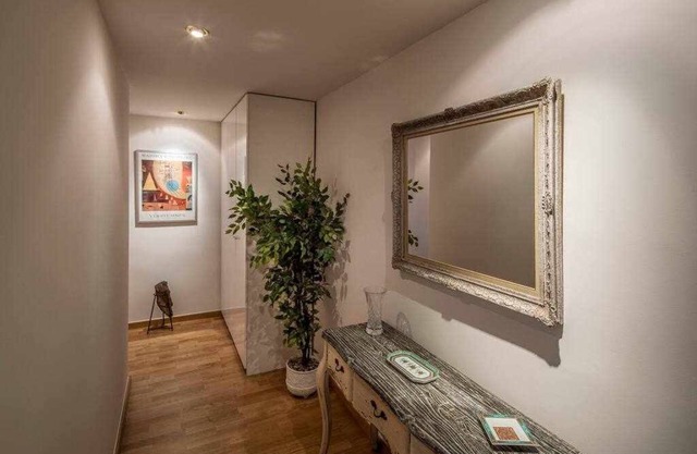 Penthouse with large terrace in the heart of Girona