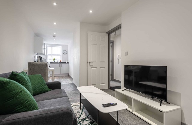 Perfect 1 Bed Budget Flat in Central Doncaster