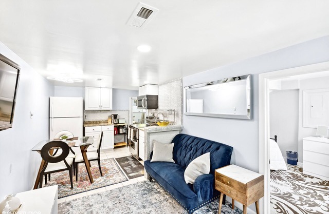 Perfect Alexandria Guest Suite Near Washington DC!