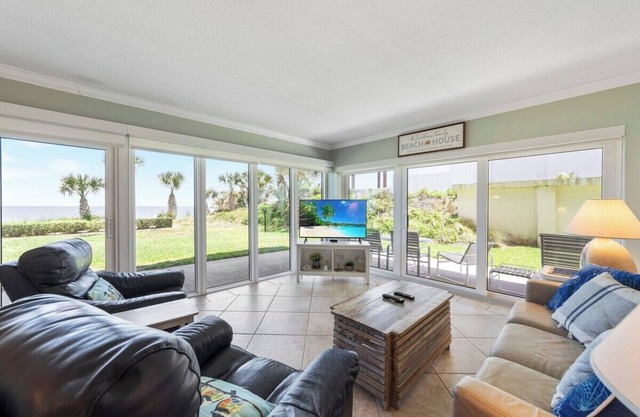 Perfect Beachfront Escape at Ocean House 122