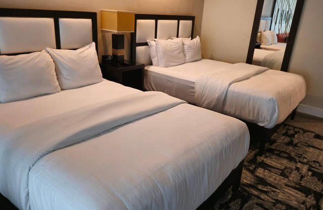 Perfect for Couples – Reconnect King Suite Getaway