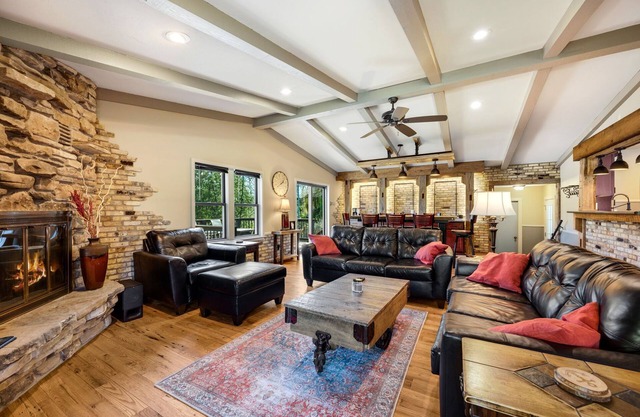 Perfect for families!, Baileys Harbor 3 Bedroom House! Sleeps 6 plus 2 under 12