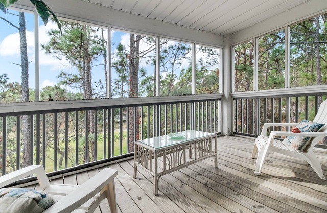 Perfect for Family Stays- Wonderful 2 BR condo, w/Pool in the St James Community