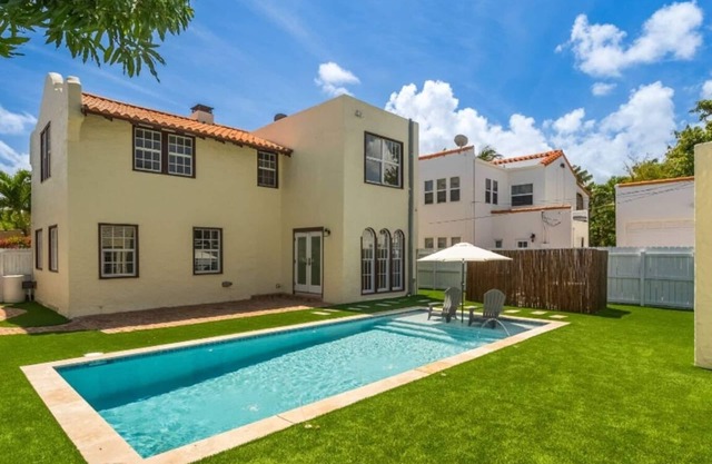 ❖ Perfect for your Family Vacation, Business Trip or to bring friends together