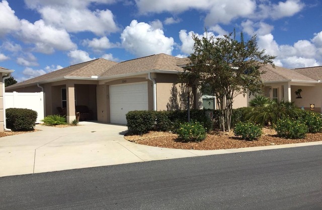 Perfect Location Between Brownwood & Lake Sumter