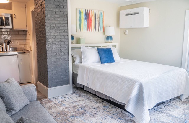 Perfect second floor suite!