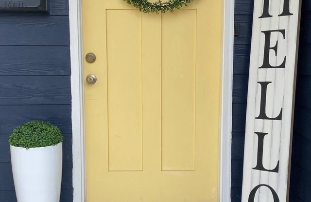 Perfectly located 2 Bedroom home in Midtown Memphis