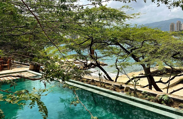 Perla Roca Hotel Boutique - Beach Front