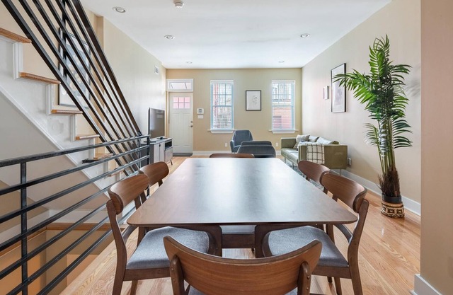 Pet-Friendly 3BR House in Philly w/Fenced Patio