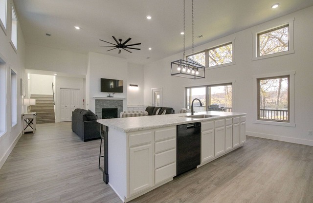Pet-Friendly Cotter Retreat w/Deck & Gas Grill!