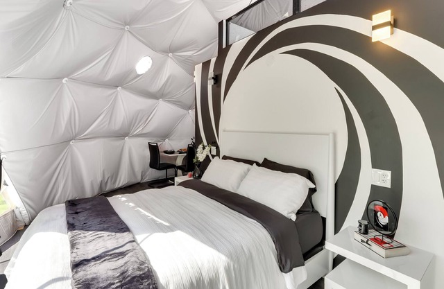 Pet-Friendly Geo-Dome Getaway: Hike, Ski & Explore