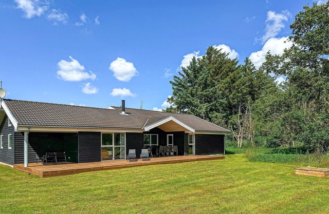 Pet friendly home in Strandby with WiFi