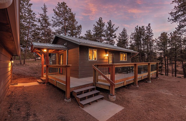 Pet-Friendly Mountain Cabin Near Hiking & Fishing