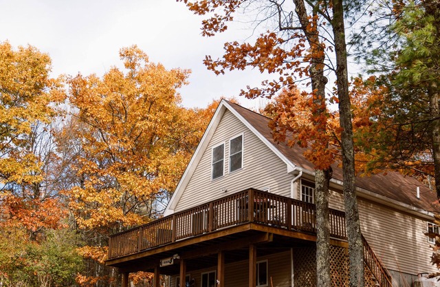 Pet-Friendly Mountainside Chalet w/ Gas Fireplace, Big Deck, & Sunset Views