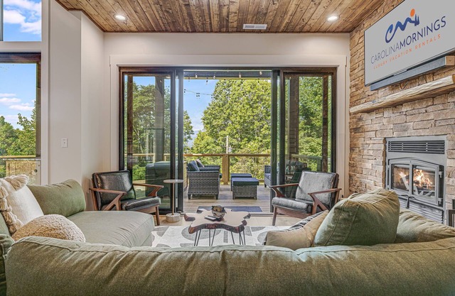 Pet-Friendly w/Deck, Views + Biltmore Pass | Modern Maggie Valley Escape