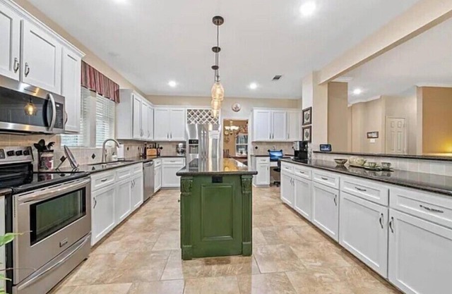 Phenomenal 3-bedroom house in Conroe