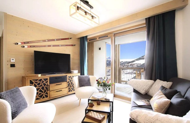 PHOB28 Apartment in a residence with swimming pool sauna gym