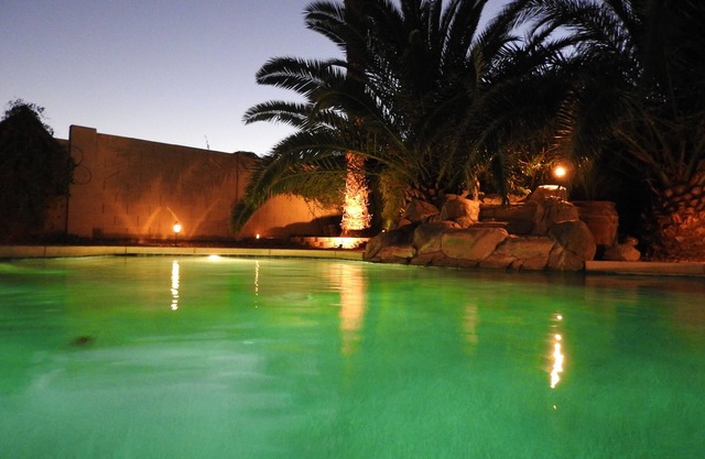 Phoenix Paradise Awaits In Friendly Golf Community Private Heated Pool