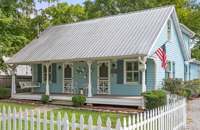 Pickers Cottage: 1939 Perfectly Restored