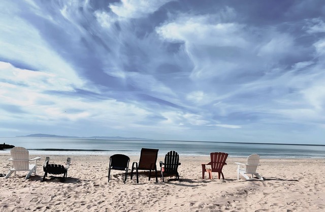Pierpont Beach Ventura, CA Cozy Coastal Escape 1/2 block 2 Beach + AC