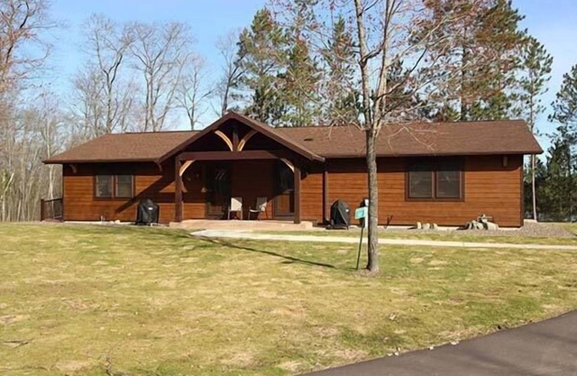 Pine Bluff Cottage (Unit 1)