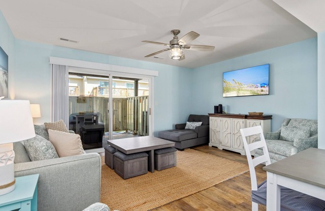 Pine Knoll Townes 126 – Oceanside 2BR w/Pool, Porch & Beach Access