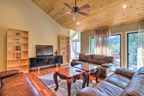Pine Mountain Club Home with Beautiful View!