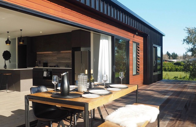 Pinot Longbox - Martinborough Holiday Home