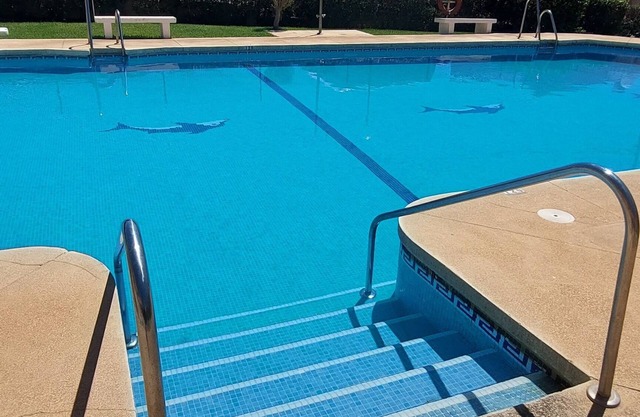 Piso en el Faro de Calaburras en Primera Línea de Playa, Ideal Para Familias!
