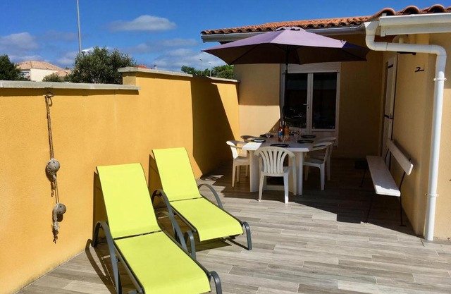 Plaisant house in perfect beach location