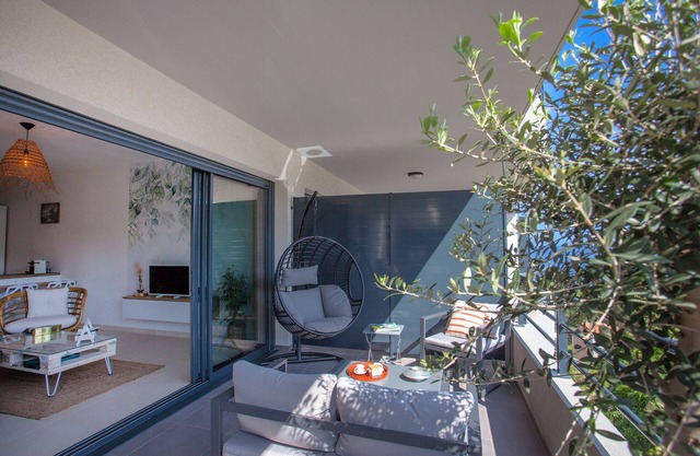 Playa Marina, renovated apartment, large terrace with sea view